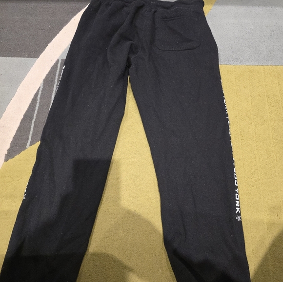 Zoo York Sweatpants - Picture 3 of 3